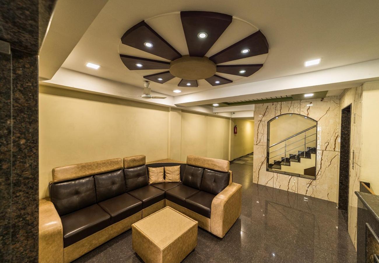 Sau Residency Hotel กาญจีปุรัม ภายนอก รูปภาพ